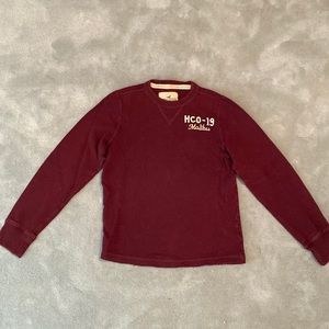 Hollister Long Sleeve Logo Graphic T-Shirt | Color: Burgandy | Size: Medium